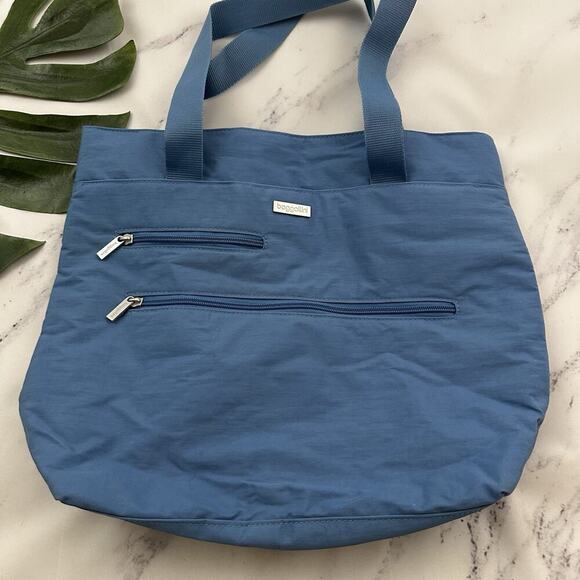 Baggallini Tote Shoulder Bag Purse Light Blue Nylon Zipper Pockets Large - Picture 3 of 7